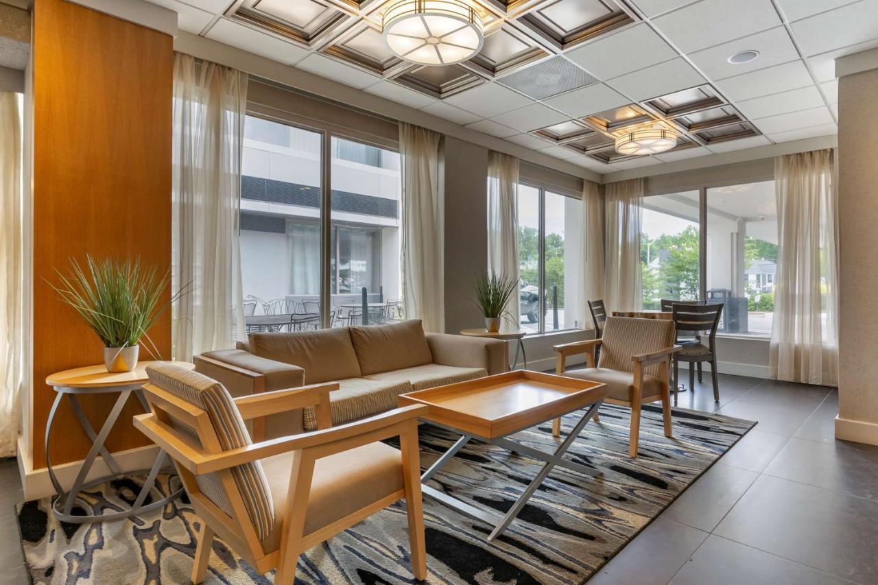 Best Western Plus University Inn Winston-Salem Bagian luar foto